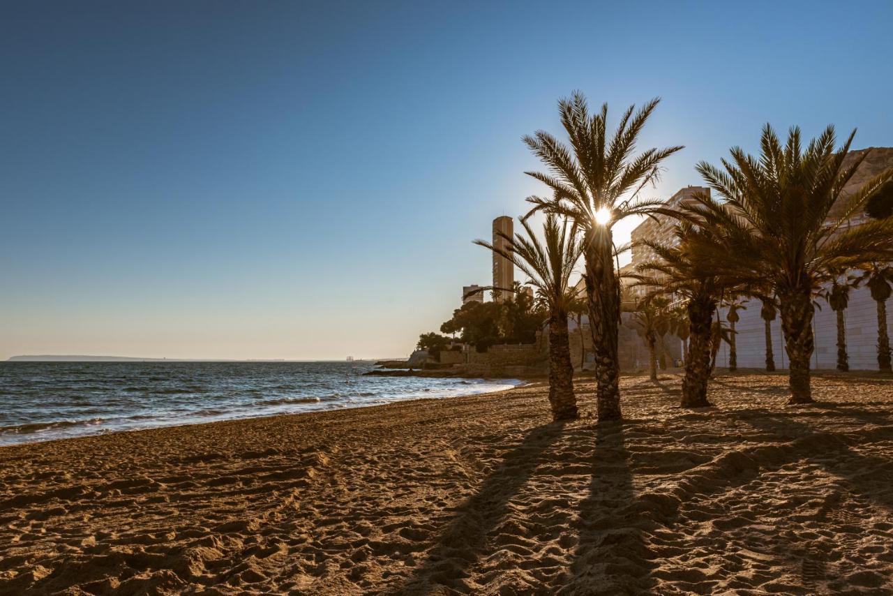 Modern Sea Front Sea Waves Apartman Alicante Kültér fotó